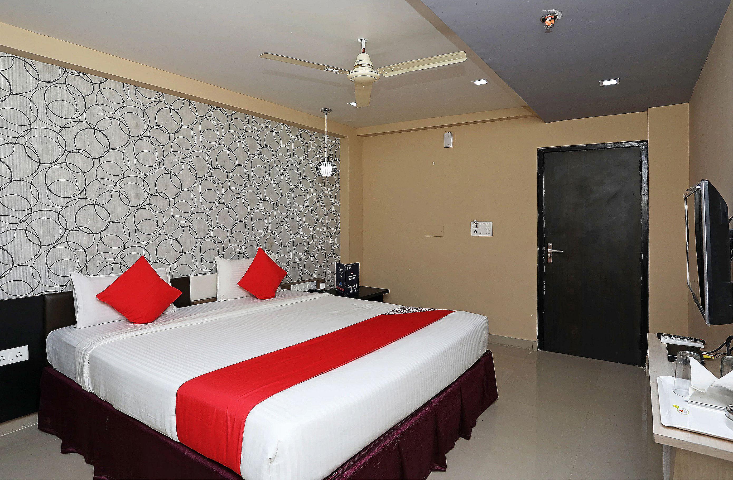 Super Capital O Sai Jagannath Hotel Khandagiri Kültér fotó
