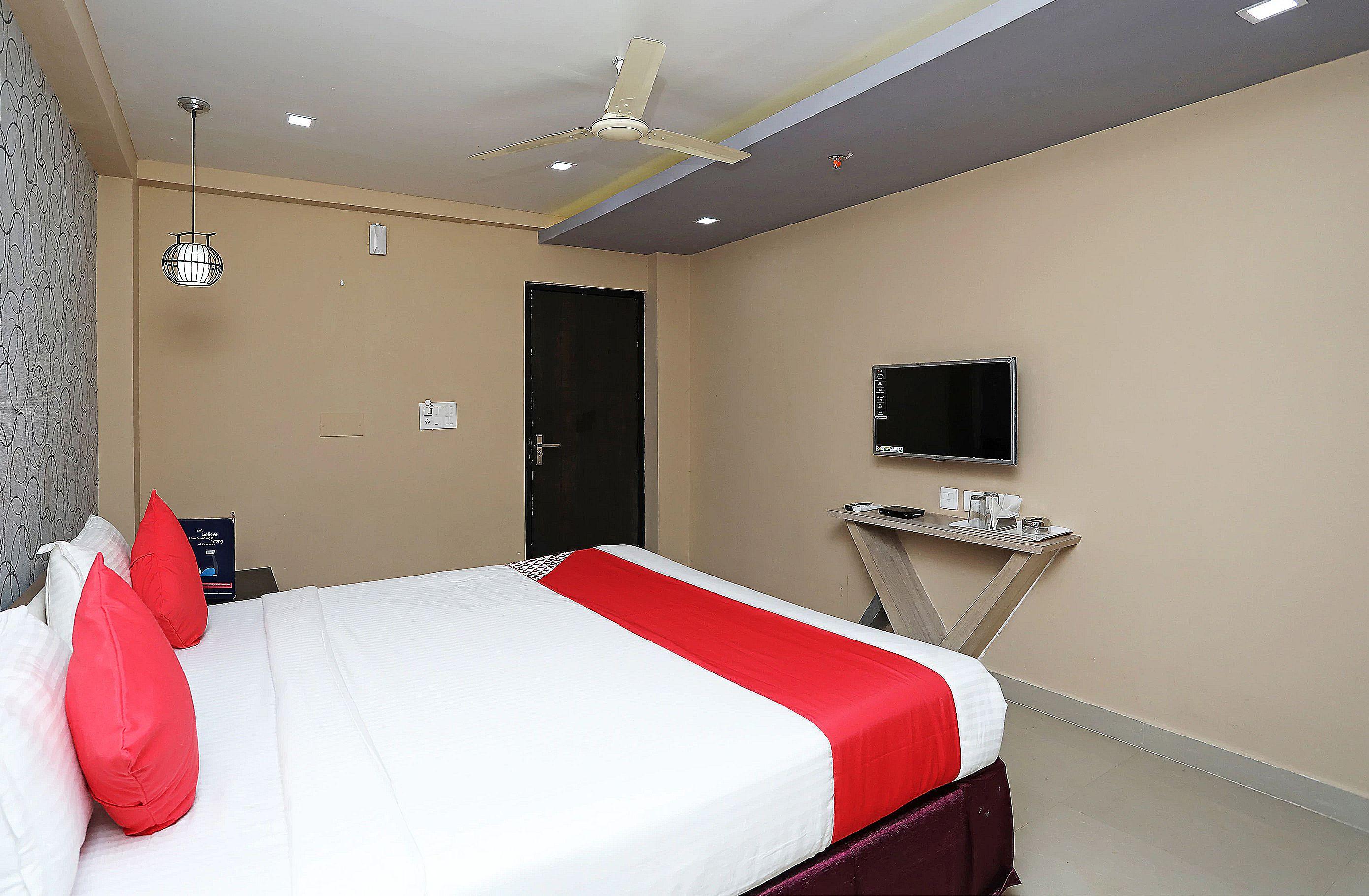 Super Capital O Sai Jagannath Hotel Khandagiri Kültér fotó